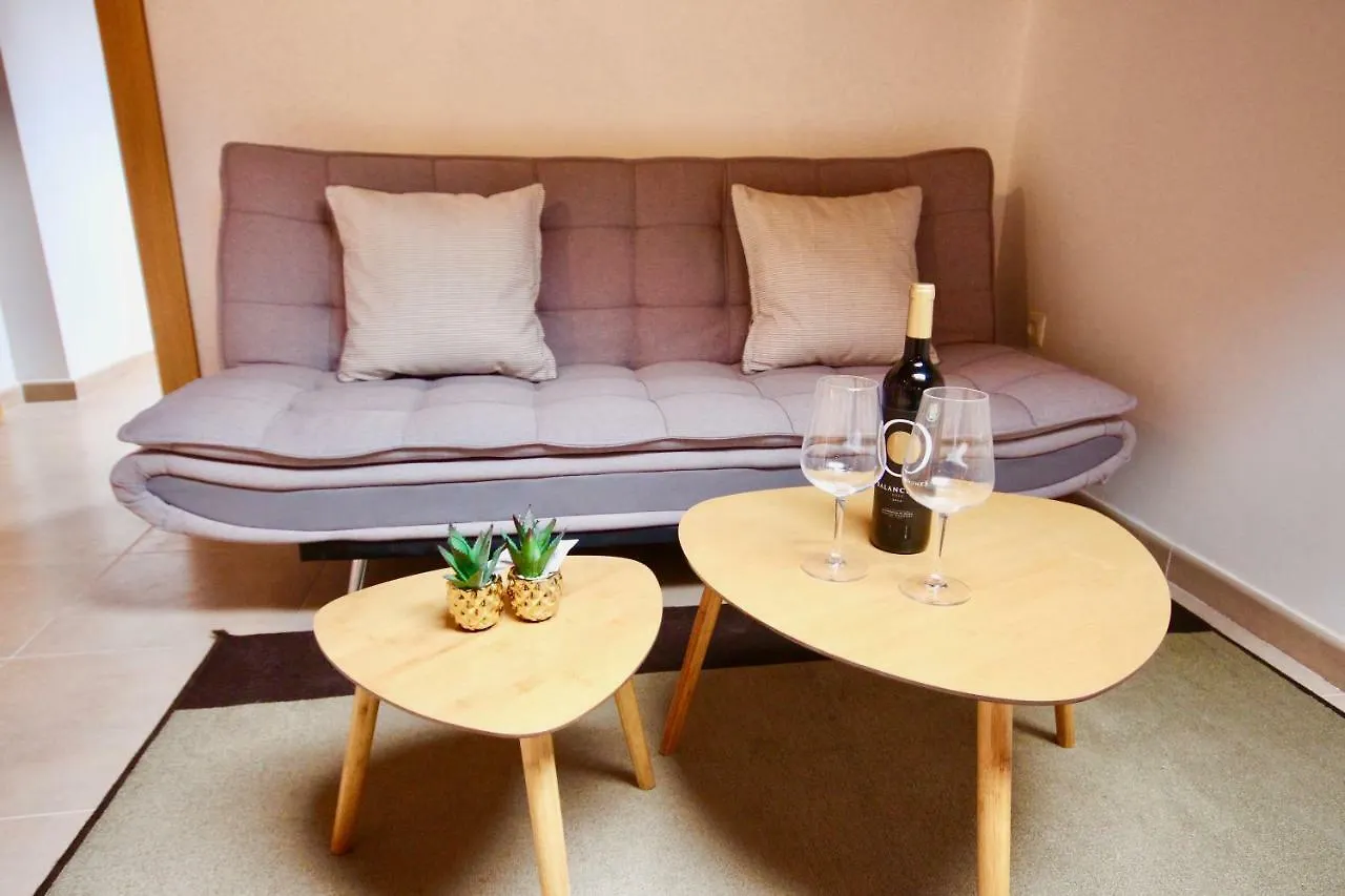 Carmen Apartments Малага Испания